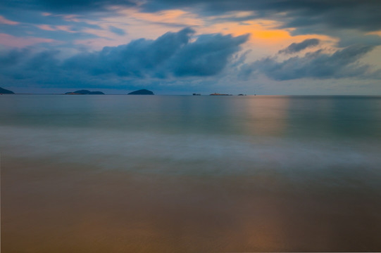 亚龙湾海滩