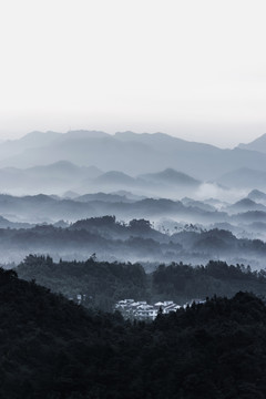 水墨远山