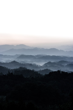 水墨远山