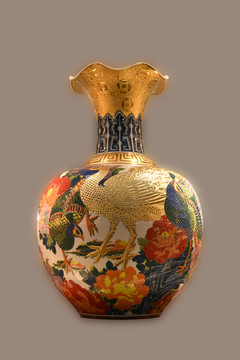 鍍金瓷花瓶擺件，鍍金瓷藝術(shù)品