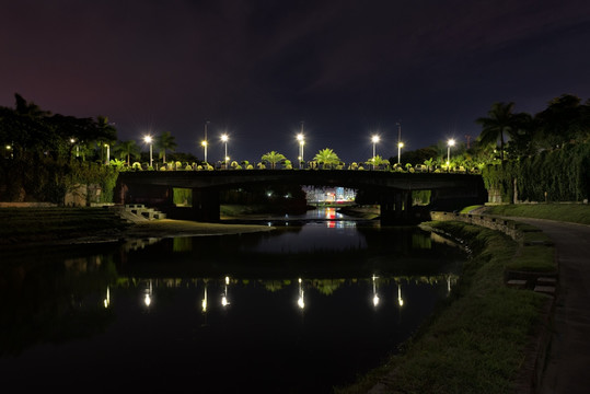 观澜河夜景