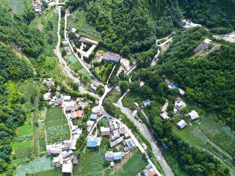 汶川码头村高清航拍全景图