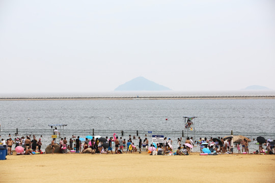 金山城市金色沙滩