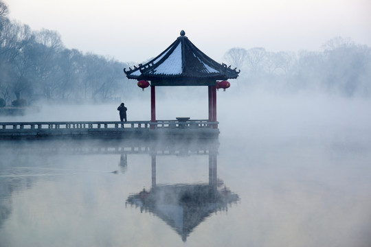 水墨画 龙湾仙境