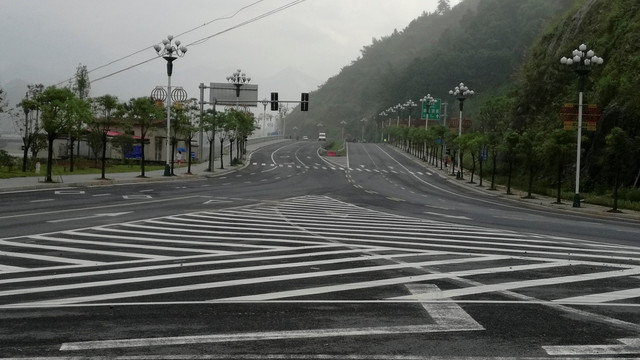 柏油路