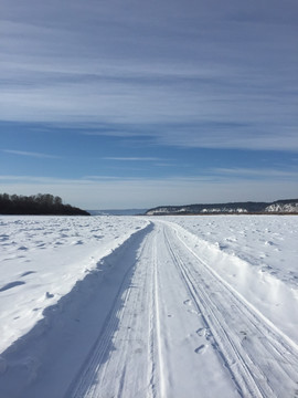 冰天雪地