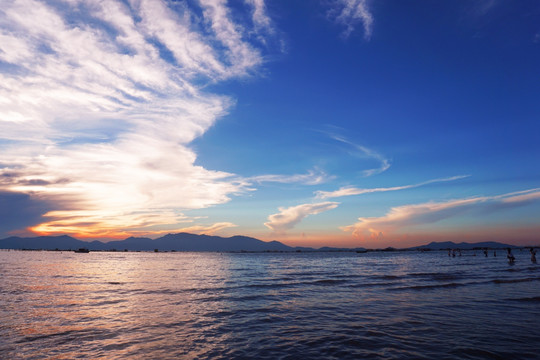 马尾岛旅游大角湾大海唯美风景