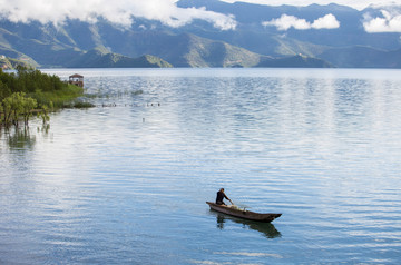 泸沽湖