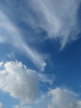 天空竖幅高清白云素材