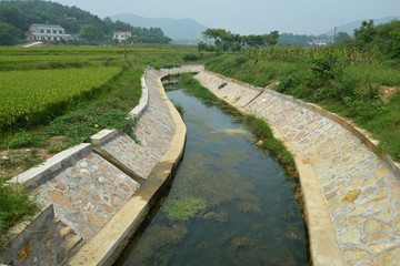 沟渠 水沟