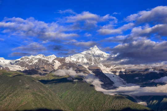 卡瓦格博 梅里雪山