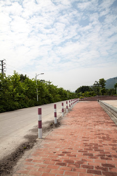 砖路山峰