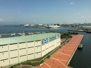 日本 海边 大坂 港口