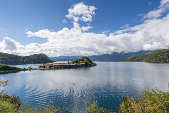 泸沽湖