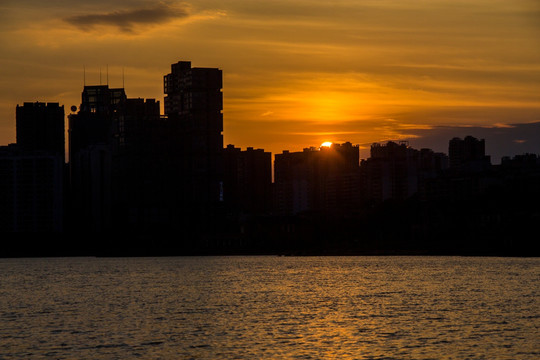 长沙西湖公园日落夕阳