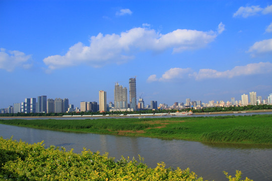 长沙河西湘江风光带