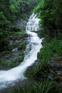 周洛大峡谷