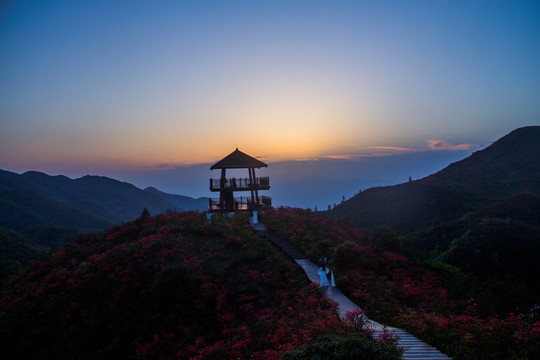 大围山日落夕阳