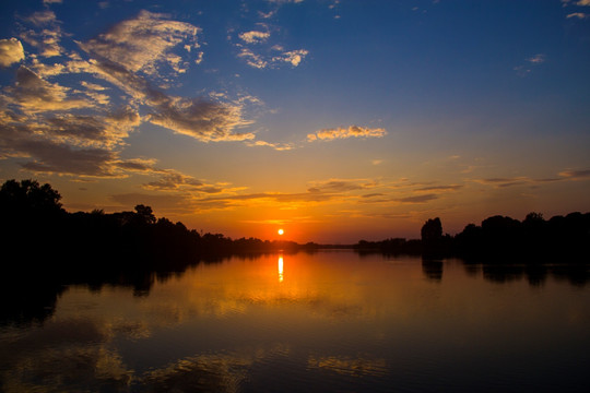 乡村醉美夕阳