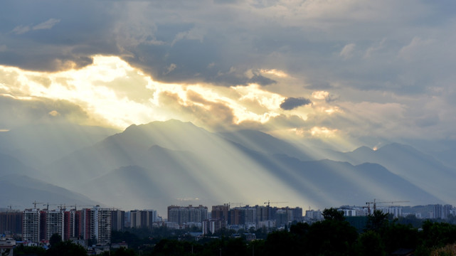 霞光万丈 城镇风光