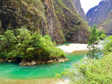 香格里拉大峡谷