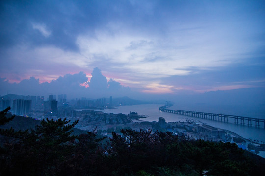 大连星海湾跨海大桥日出