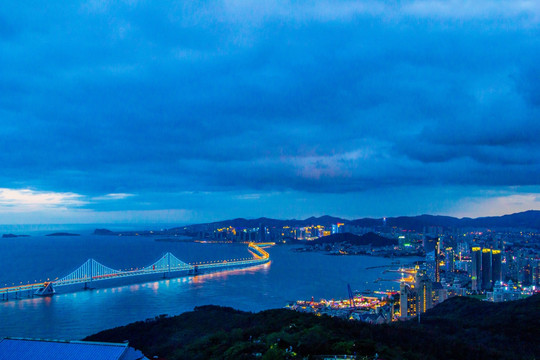 大连星海跨海大桥景色