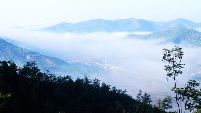 风景云海大山云雾