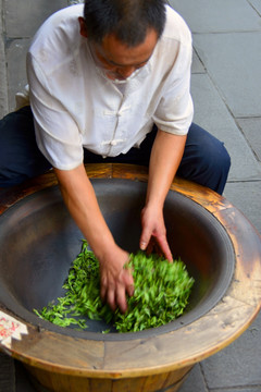 炒茶 炒青 炒茶师傅