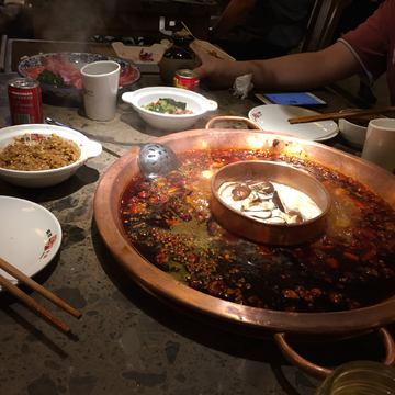 鸳鸯火锅川菜麻辣吃火锅