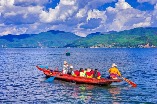 游船 泸沽湖