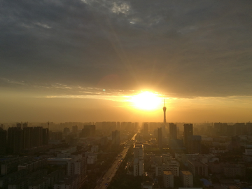 夕阳与福塔