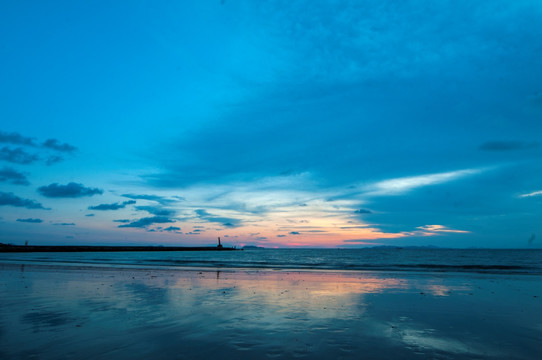 海边夕阳 天空晚霞 滩涂倒影