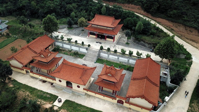 航拍白鹿原报恩寺