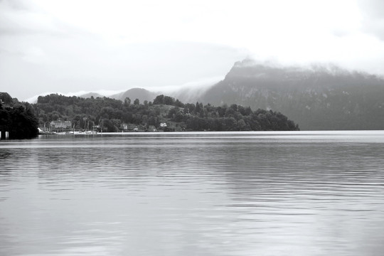 水墨山水