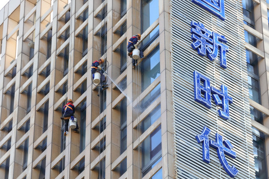 外墙清洗 高空作业 蜘蛛人