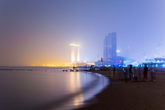 秦皇岛海边夜景