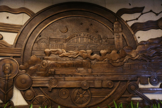 铜雕蒸汽机火车壁刻