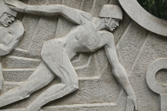 奥运会比赛项目冰球壁刻雕像