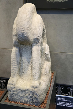 五塔寺石刻金代坐龙雕像