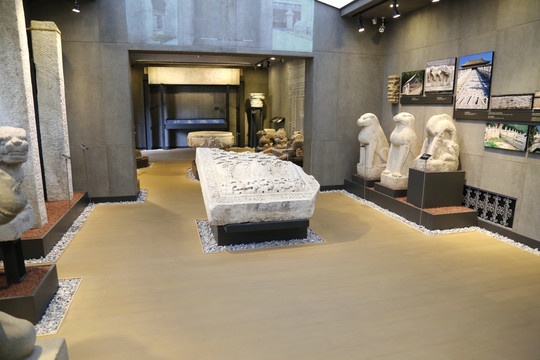 五塔寺室内展厅石雕文物