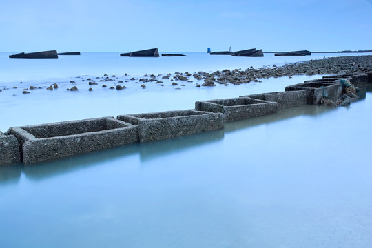 广西北海 水中防浪墙 装饰画