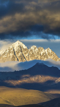 山峰 雪山 云