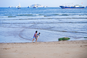 海边渡假 亲子旅游 唯美海滩