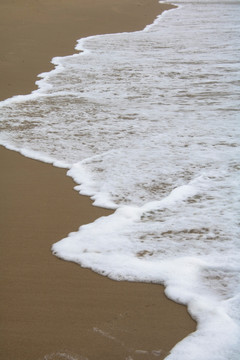 海滩海浪