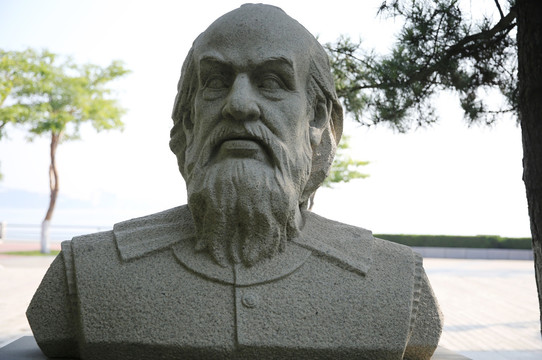 伽利略 伽利莱雕塑
