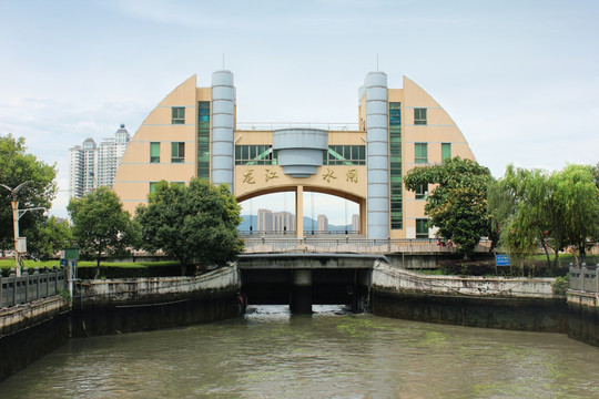 水坝 河堤 城市 水利