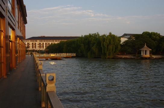 同里湖度假村 水上餐厅