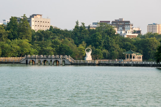 惠州西湖明月湾