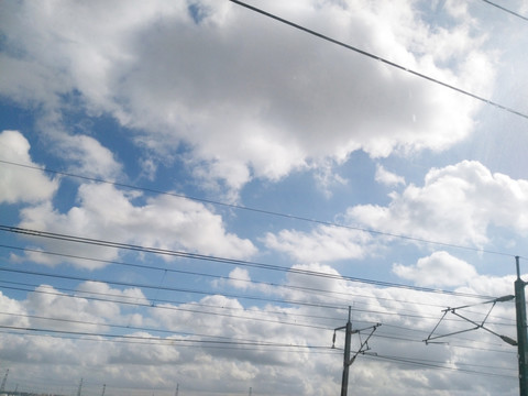 昆山到上海蓝天白云